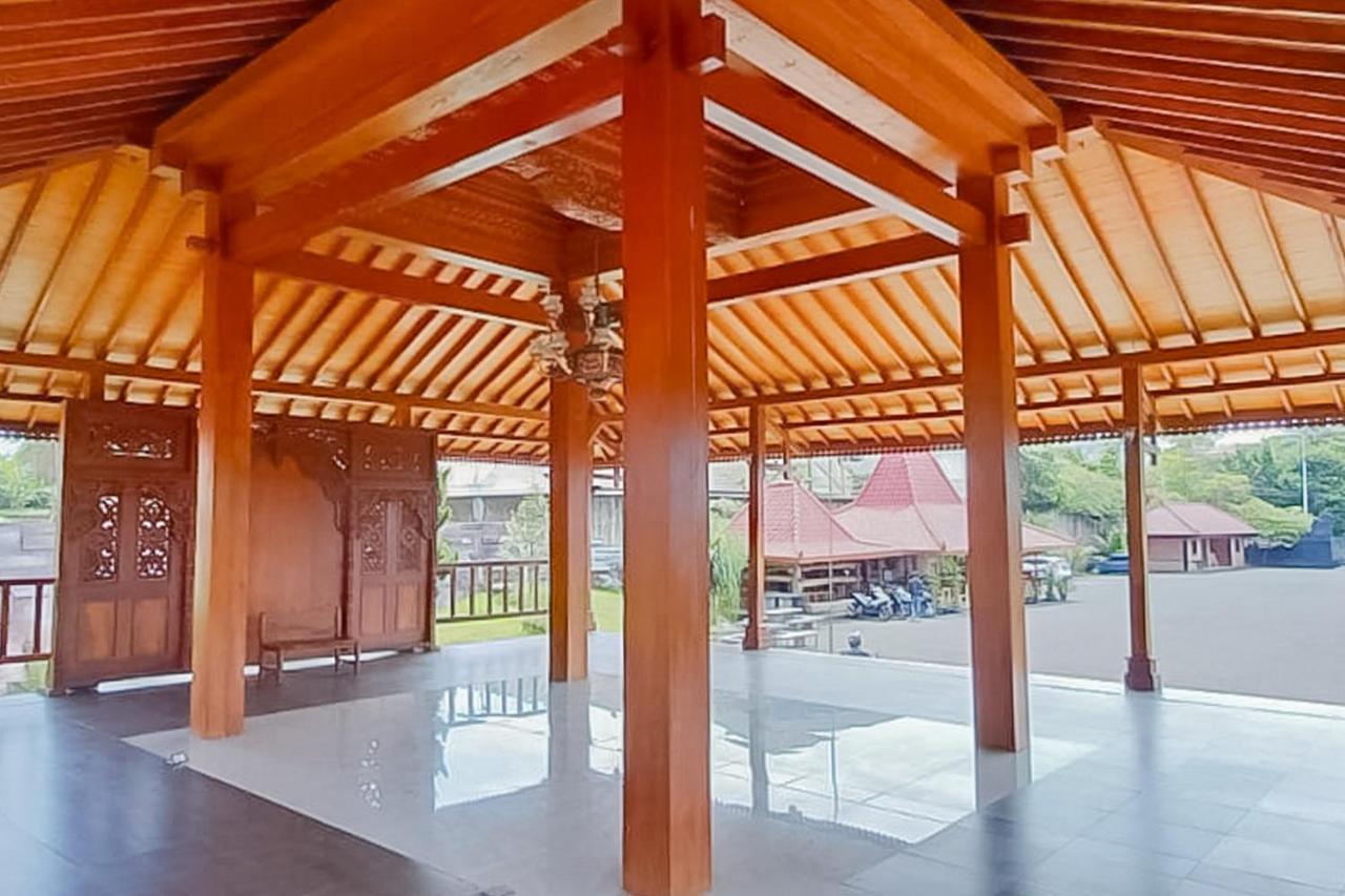 RedDoorz Syariah near Tugu Lampu Gentur Cianjur Hotel Luaran gambar